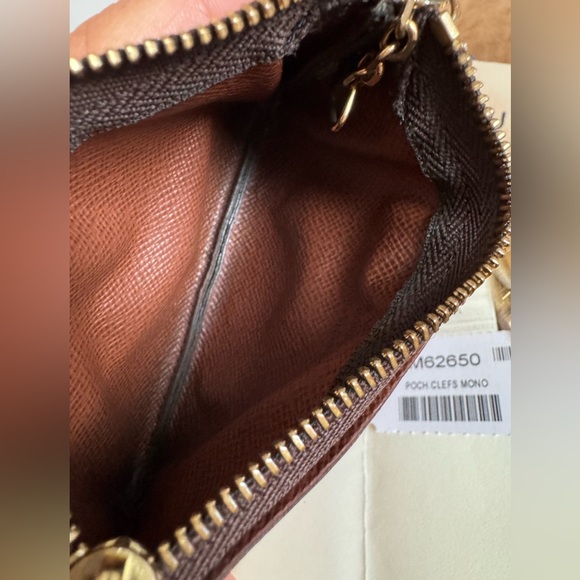 COPY - Louis Vuitton Monogram Key Cles M62650 - Picture 14 of 16